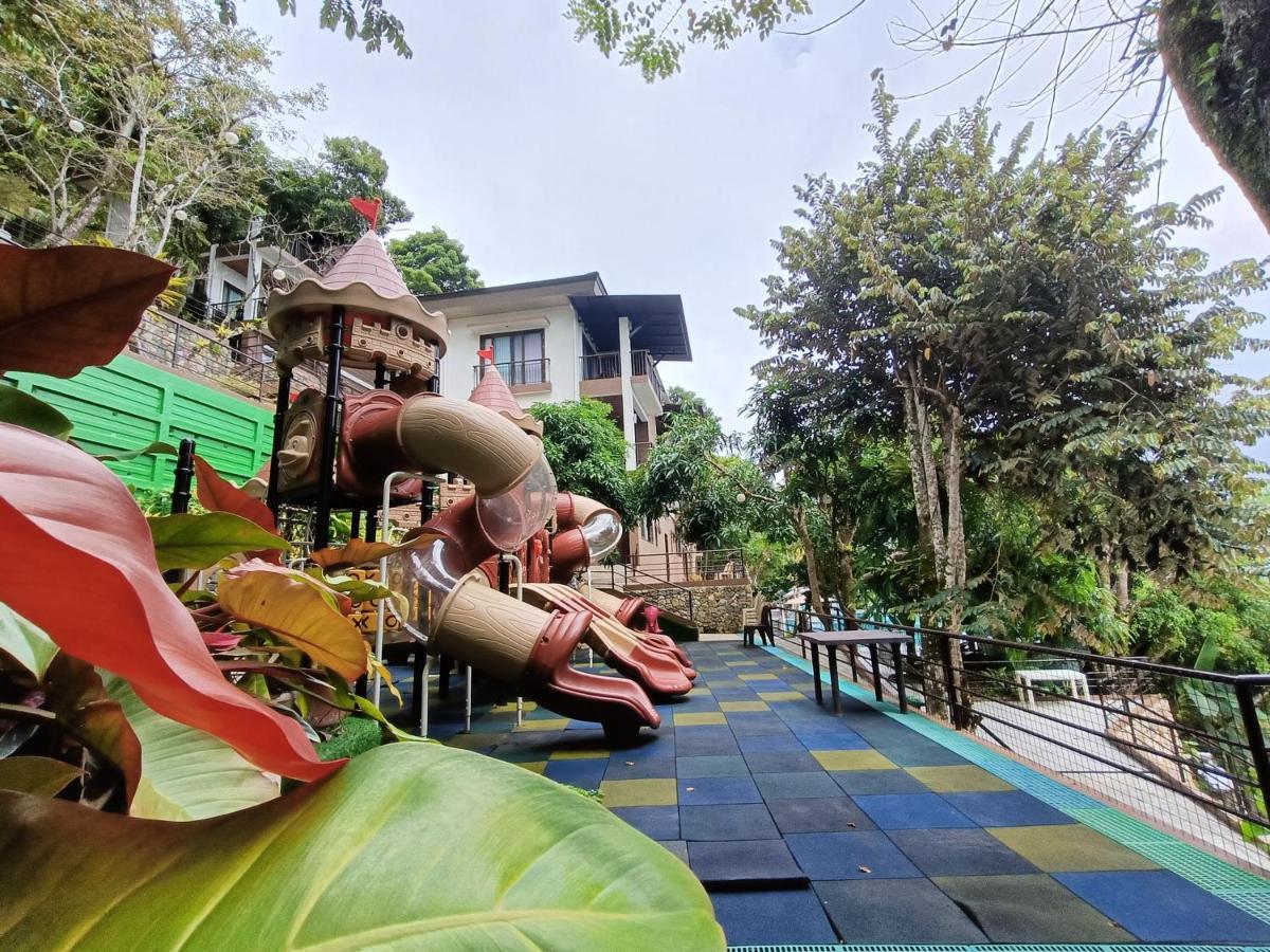 Mist Mountain Resort Powered By Cocotel Cebú Exterior foto
