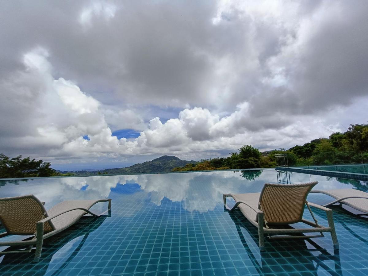 Mist Mountain Resort Powered By Cocotel Cebú Exterior foto