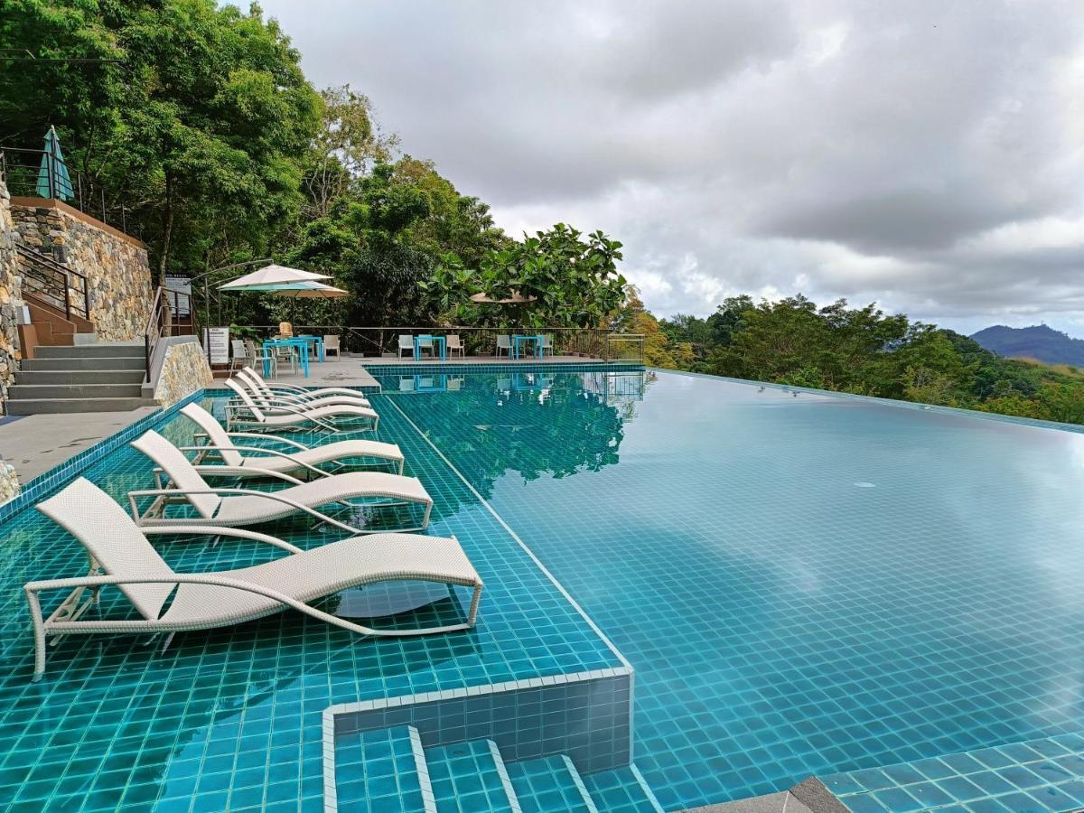 Mist Mountain Resort Powered By Cocotel Cebú Exterior foto