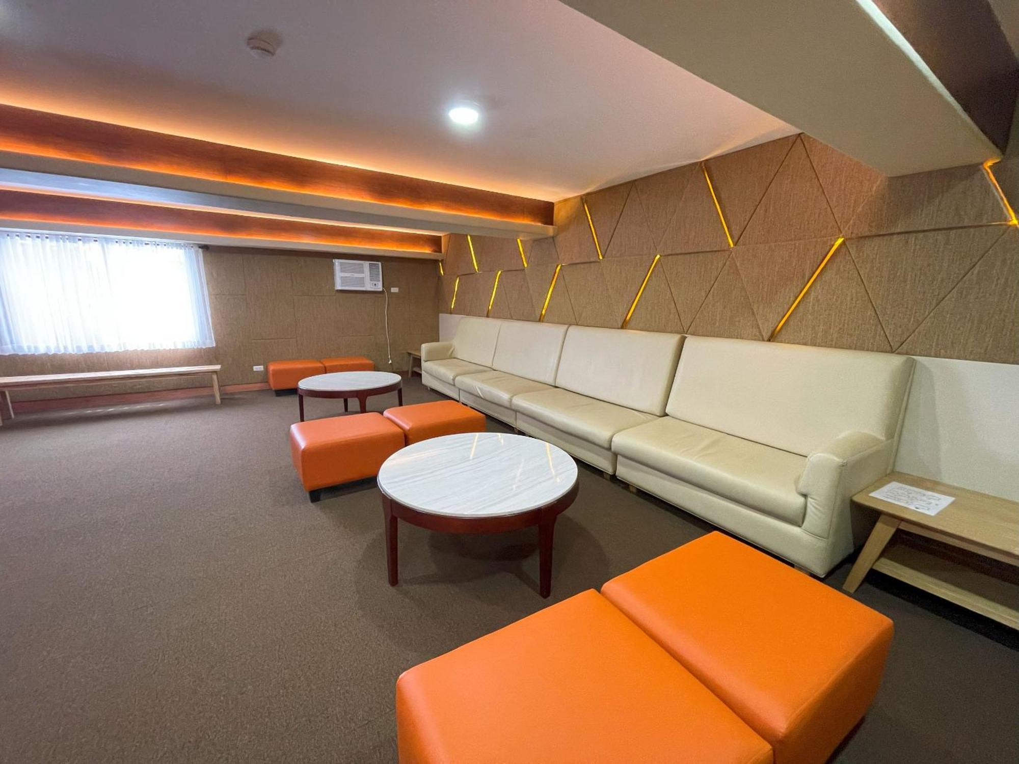 Mist Mountain Resort Powered By Cocotel Cebú Exterior foto